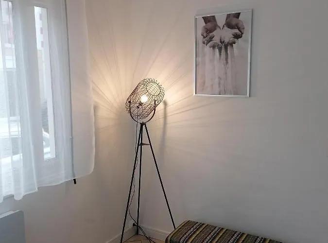 Hyper Centre A 250 M De La *